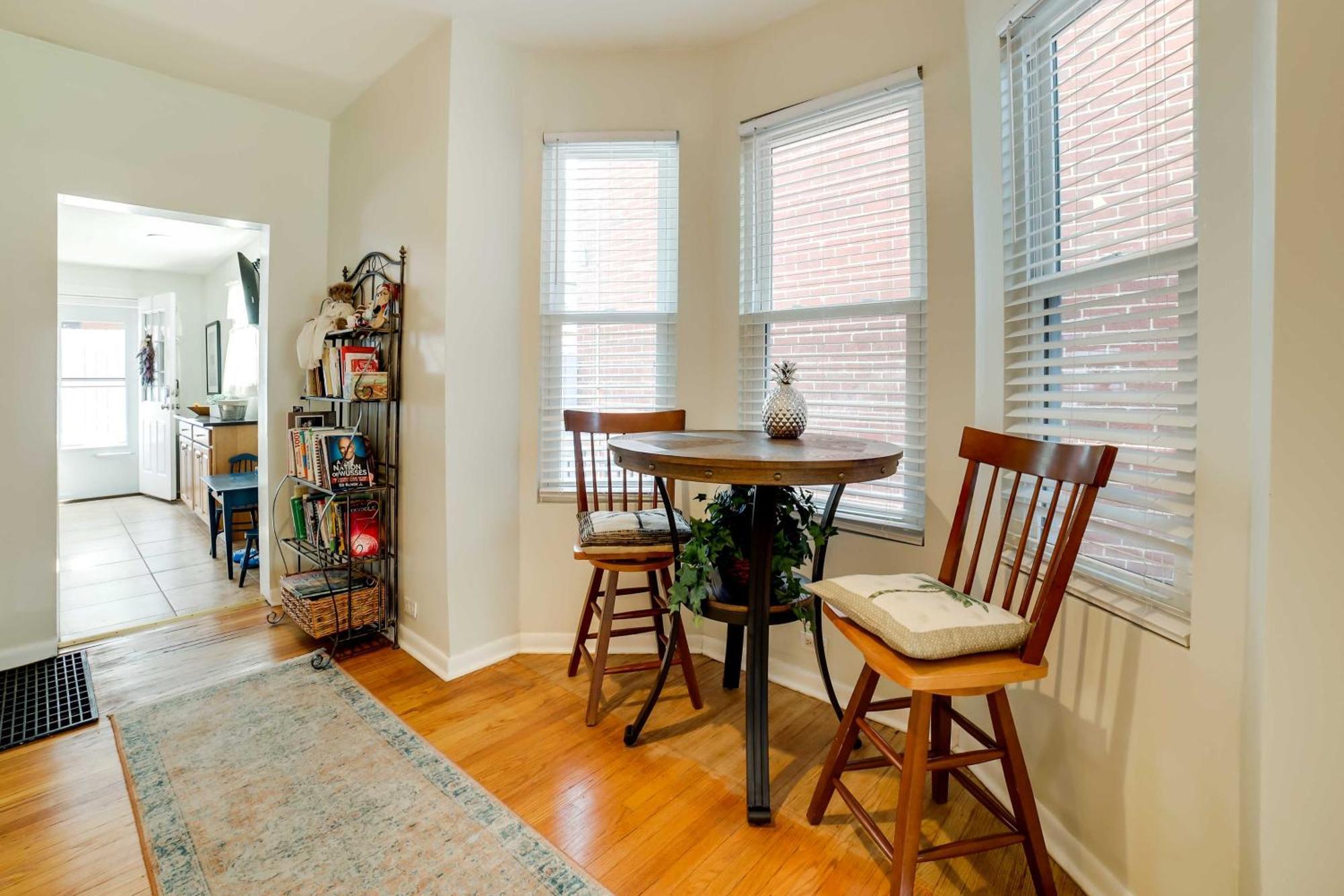 Holiday home Shadyside House - 100 Feet To Walnut Street!